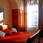 Opera 4* Praag