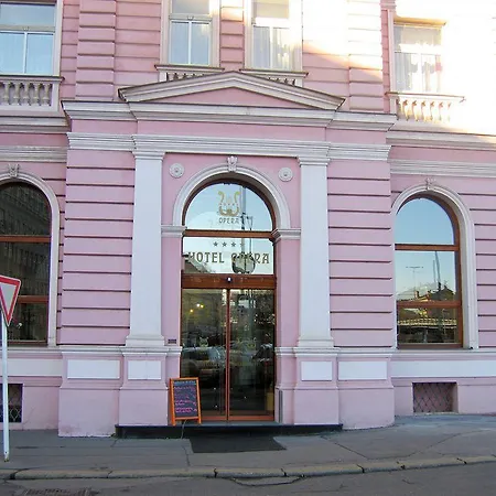 Otel Opera 4*