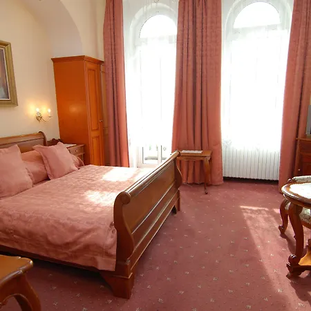 Hotel Opera 4*