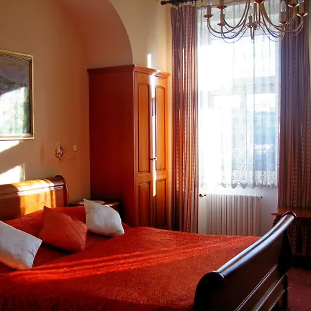 Opera Hotel