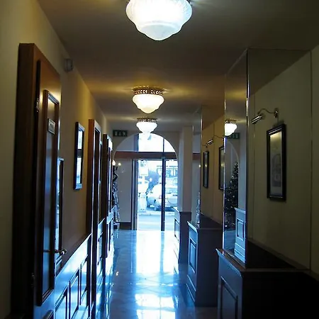 Otel Opera