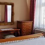 Opera 4* Prague